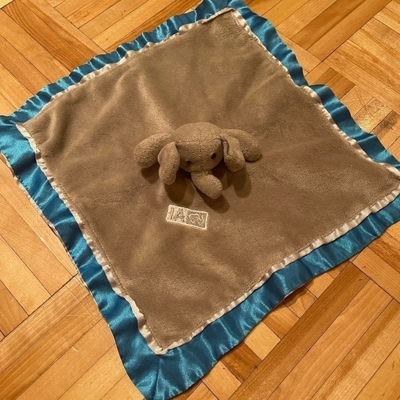 Free whit purchase small blanket - Picture 2 of 4